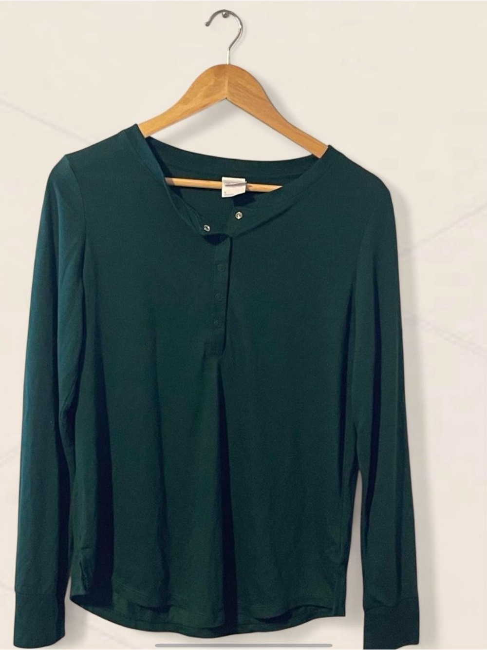 Stars Above Forest Green Long Sleeve Henley Top Women's Size Small